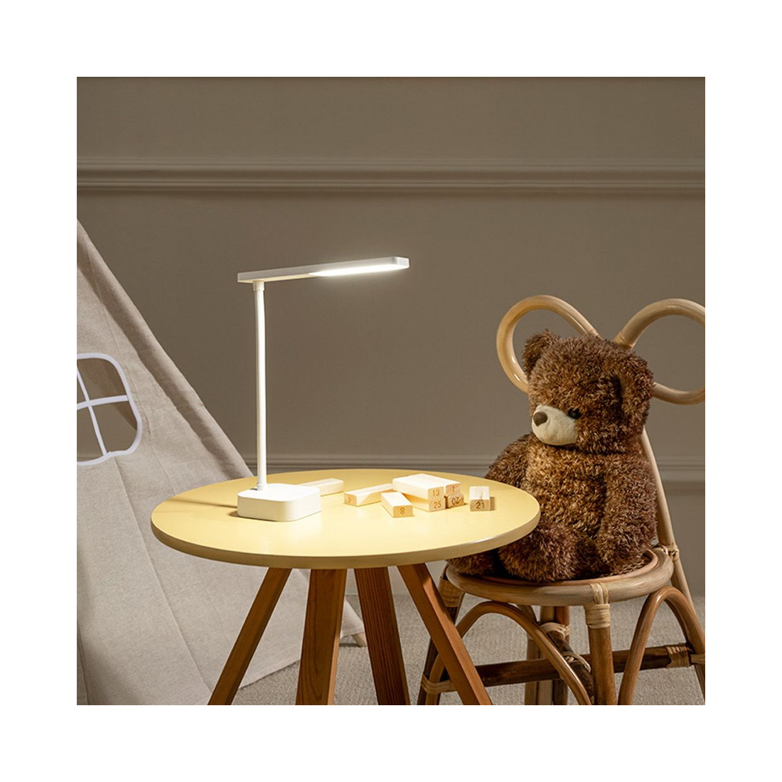 Настольная лампа Yeelight-Jasmine-Rechargeable Table Lamp-White-5000K (YLYTD-0039)